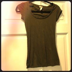 Every day/ anytime tee 😃💚